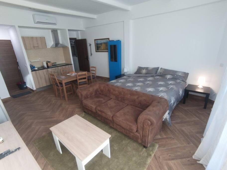 Mini Loft Appartement Becerril de la Sierra Buitenkant foto